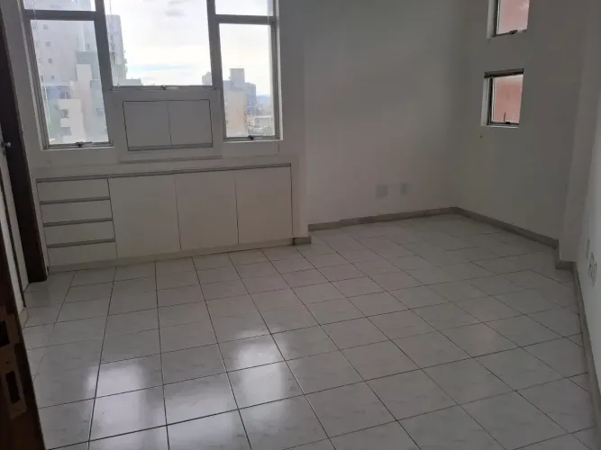 Salas para aluguel com 60 metros quadrados em Floresta - Belo Horizonte - MG