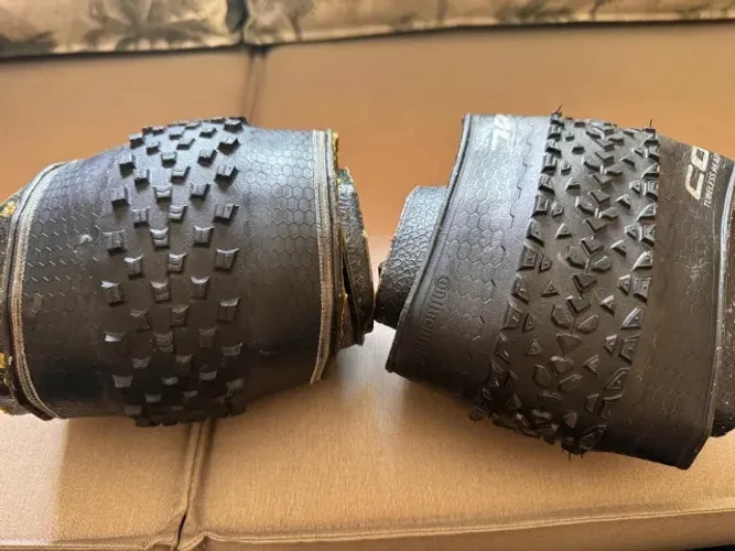 Pneus continental Raceking + X-king 2.20 impecáveis