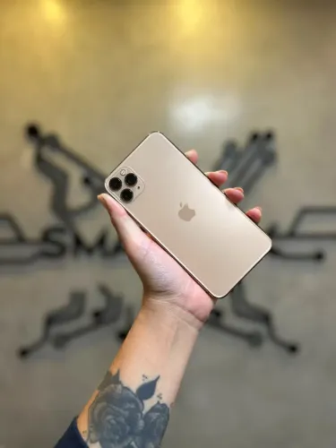 iPhone 11 Pro Max Gold 256GB (Nota e 3 meses de garantia)
