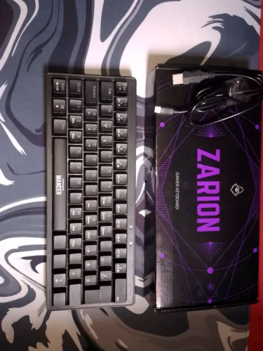 TECLADO MECÂNICO GAMER MANCER ZARION + MOUSE PAD GAMER ANTIDERRAPANTE