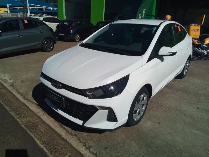 Hyundai HB20S Comfort Plus 1.0 Flex 12V Mec. 2024