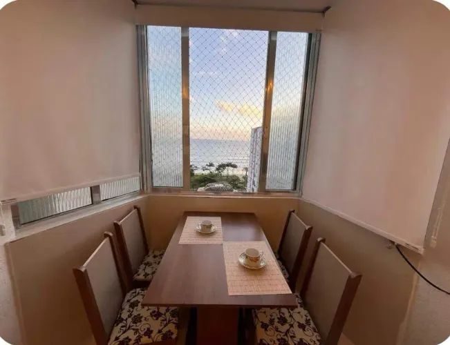 APARTAMENTO STUDIO - VENDA - MOBILIADO - FRENTE MAR - BOQUEIRÃO - SANTOS/SP