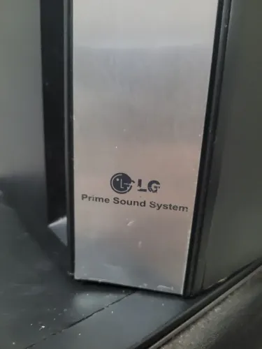 caixas subwoofer passiva LG são 2 autofalantes 