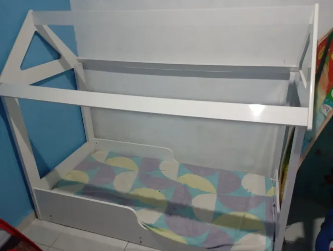 Vendo cama infantil retira no alecrim!