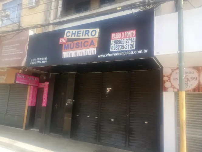 Loja no Centro de São João de Meriti - RJ com 100m² - Próx à Praça da Matriz