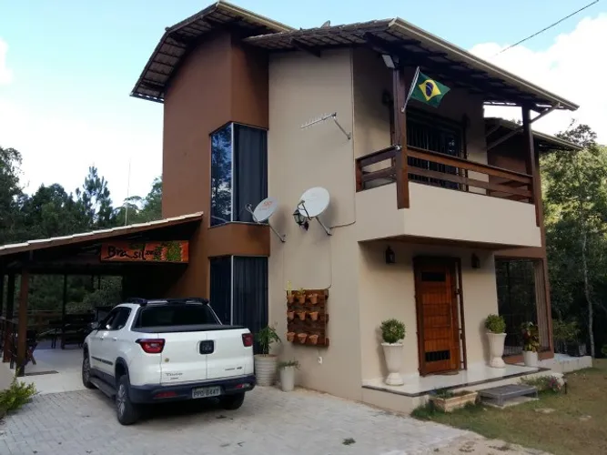 Vendo Casa em Condomínio de Marechal Floriano com estrutura completa! R$ 1.350.000