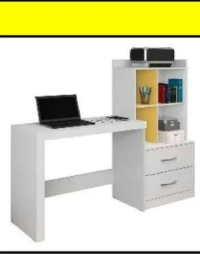 Quarto /escrivaninha