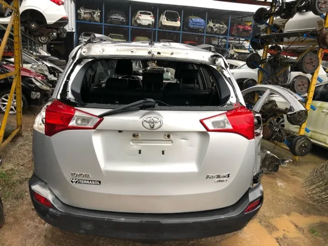 Toyota rav4 2013 2.0 4x4 vendido em peças