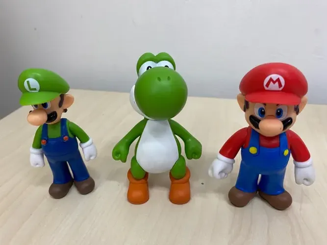 Bonecos Mário Bros, Luigi e Yoshi