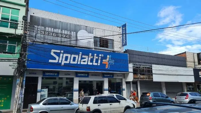 Excelente espaço na Expedito Garcia com 270m², banheiros e um amplo espaço.