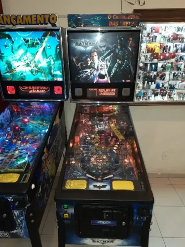 Pinball Batman Stern. Única No Brasil! Linda, Em Perfeito Estado
