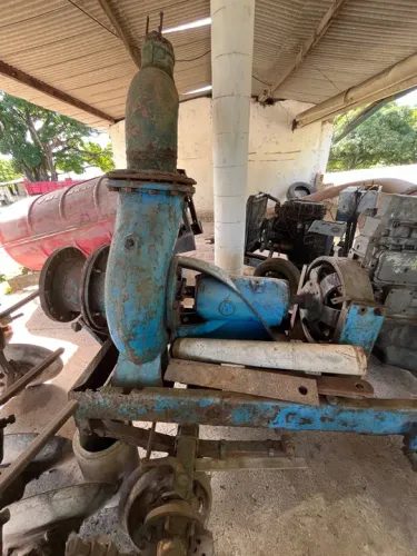 Vendo duas bombas a diesel