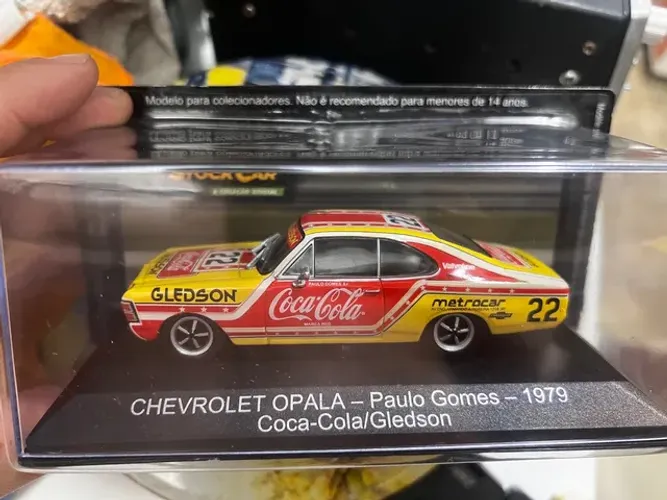 Miniatura Opala 1979 Stock car Paulo Gomes coca cola