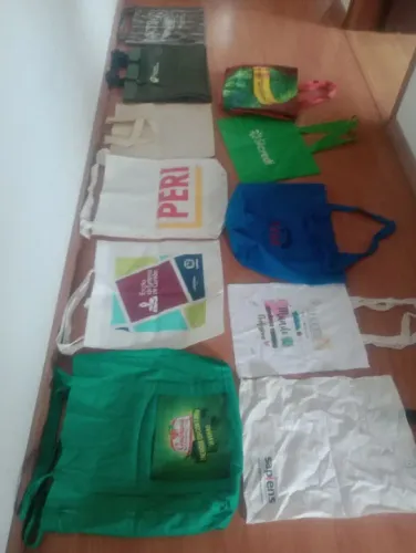 Sacolas retornáveis usadas em bom estado 