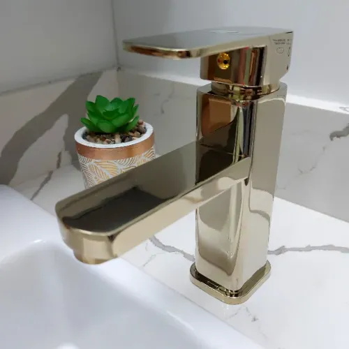 NOVA | Torneira Monocomando Banheiro Dourada Metal Avaria Estética - Fazemos Entrega