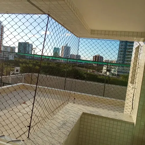 Varandas, Janelas, Áreas abertas. Tudo pra proteção do seu filho e pets.