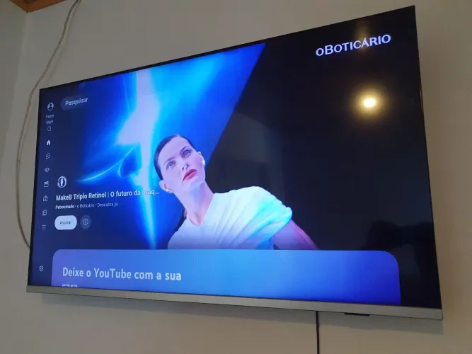Smart TV Philips 50" LED 4K UHD 50PUG6654/78 Bluetooth, Wi-Fi, Bordas Ultrafinas