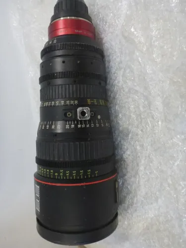 Lente De Zoom De Cinema Canon Cn-e 30-300mm T2.95-3.7 Ls Pl