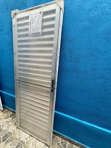 PORTA DE BANHEIRO A PARTIR DE 565,00