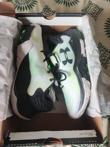 Tênis Under Armour Buzzer Novo