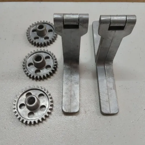 Dobradiça para máquina de frango
