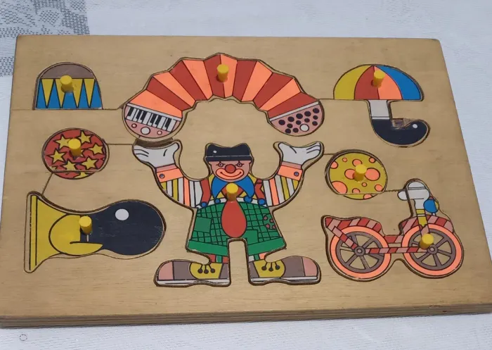 Quebra-cabeça de madeira infantil - Palhaço