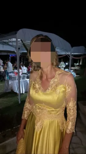 Vestido de festa dourado