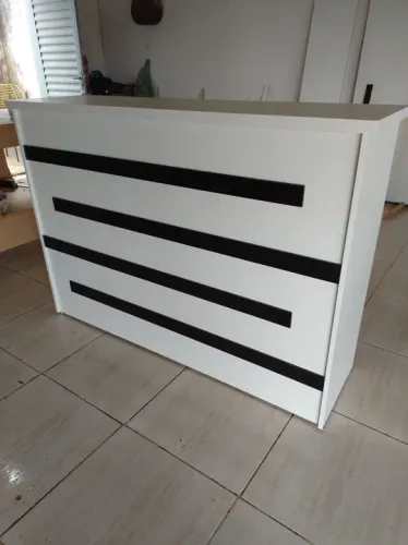 Balcão/caixa/recepção/atendimento 