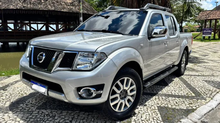 Nissan Frontier SL CD 4X4 2.5tb Diesel AUT 2016