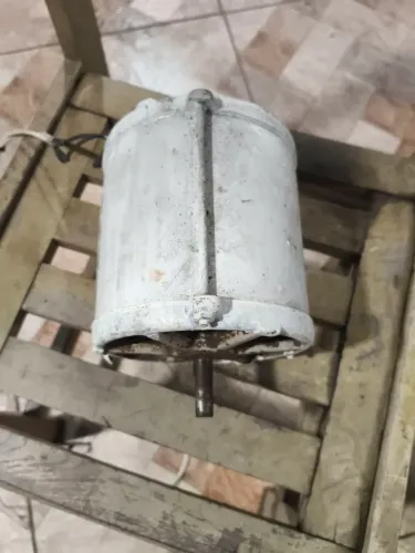 Motor WEG 110/220 Volts