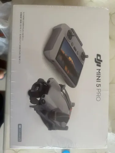 Drone DJI mini 5 Pro com tela