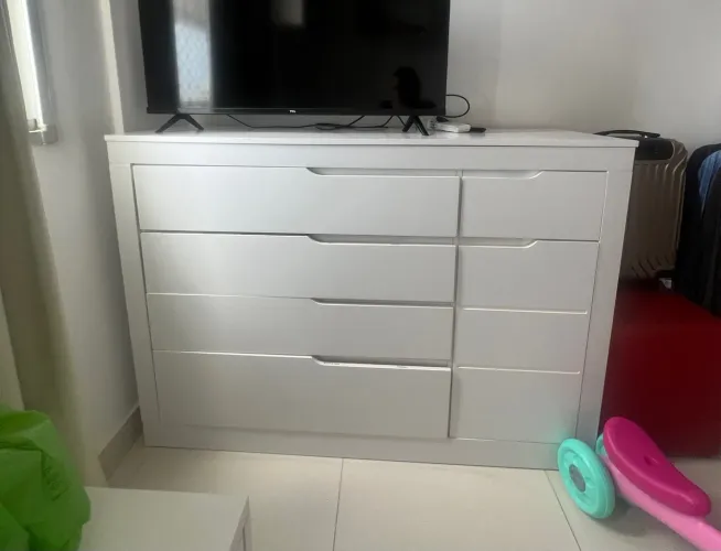 Cômoda Infantil Branca com Gavetas
