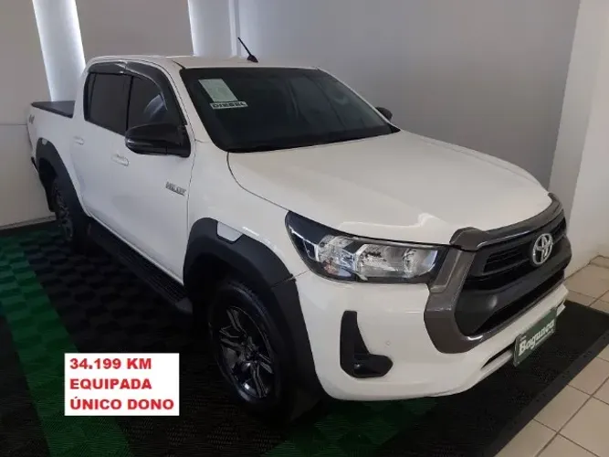 Toyota Hilux CD SR 4X4 2.8 TDI Diesel Aut. 2024
