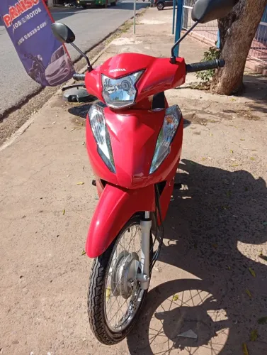 Honda Biz 110i 2024 estado de nova 8.000km só 13.900