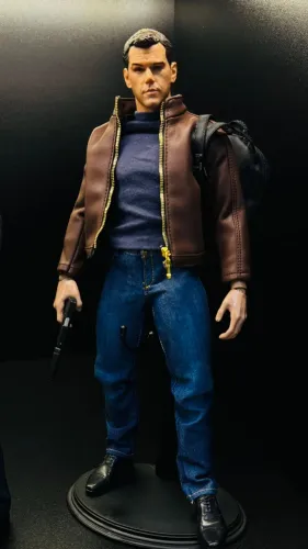 Custom Jason Bourne-Matt Damon 1/6 - tipo Hot Toys