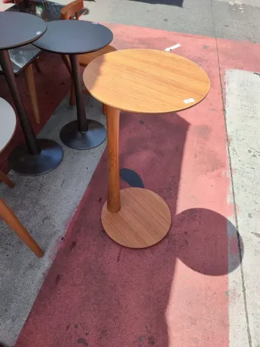 Mesa Lateral encaixe sofá 