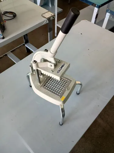 Cortador de Legumes Médio - Colombo