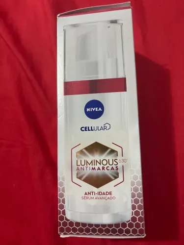 Anti marcas luminos cellular Nívea