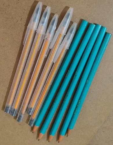 Kit dez canetas e lápis 