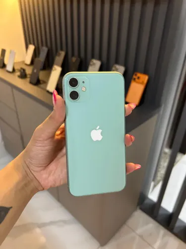 iPhone 11 64 gigas verde
