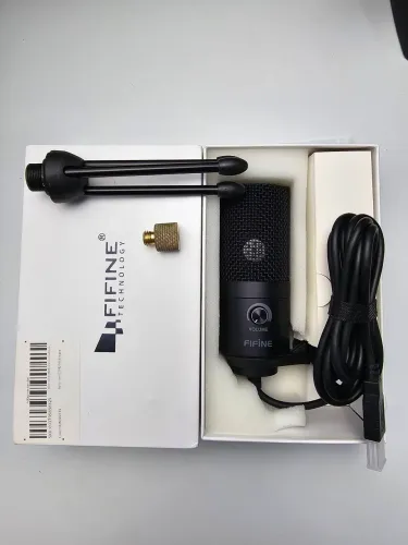 Microfone Profissional Fifine K669B Condensador Cardioide