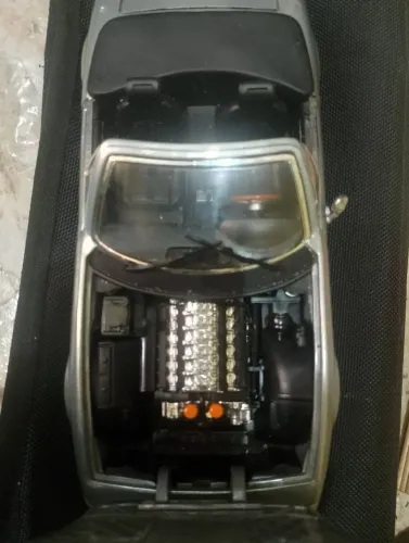 Raridade , Ferrari 365 GTS 4 MILLENIUM MATTEL 1/18 JAPONESA
