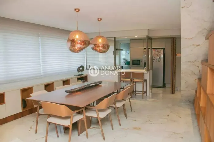 Cobertura Residencial 194m² em Savassi, BH  2 suítes, 3 vagas, varanda gourmet