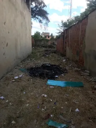 Vendo - se terreno em areia branca