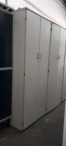 Armário Alto Escritório