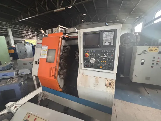 Torno CNC Doosan Lynx 220A