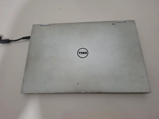 Dell 2 in 1 Notebook e Tablet i5 8gb de ram 500hd touch barato pra sair rápido 