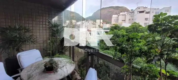 Apartamento : Padrão / Residencial / Lagoa