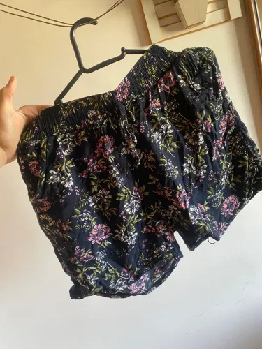 Short feminino florido