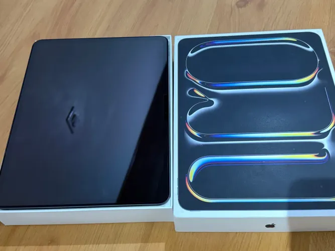Apple iPad Pro 13 M4 256gb Space Black + Capa